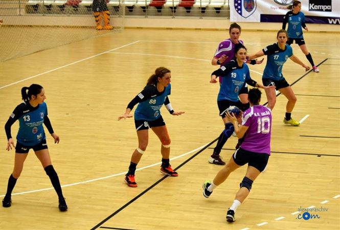 Meciuri spectaculoase la inceput de an in Liga Nationala de handbal feminin