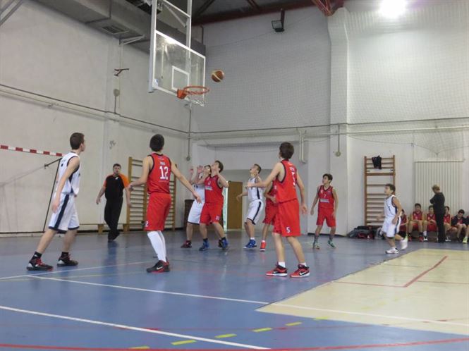 Mingea n-a vrut sa intre in cos