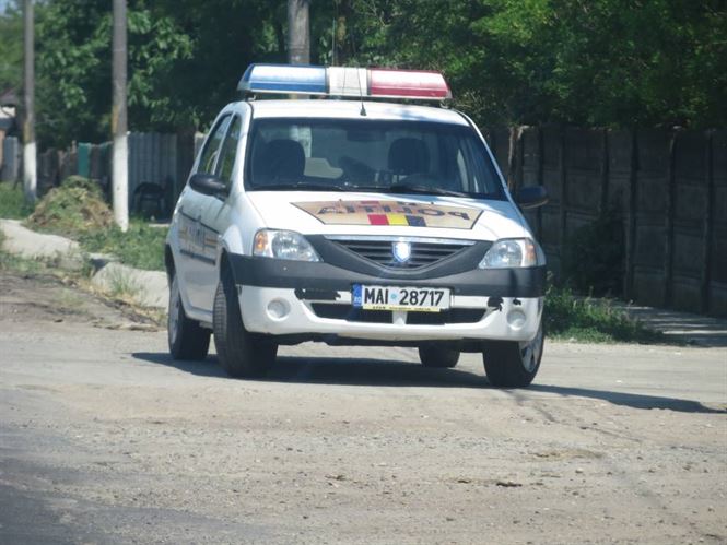 Minori cercetati penal pentru conducere fara permis