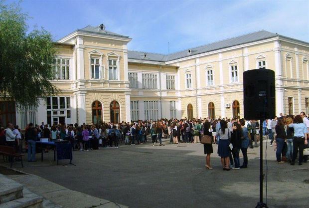 Murgoci, Balcescu si Iorga in topul celor mai bune licee din Romania
