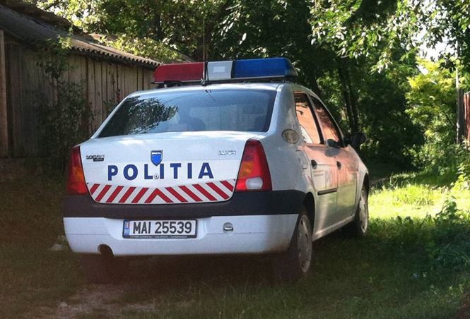 Nereguli depistate in trafic de politisti