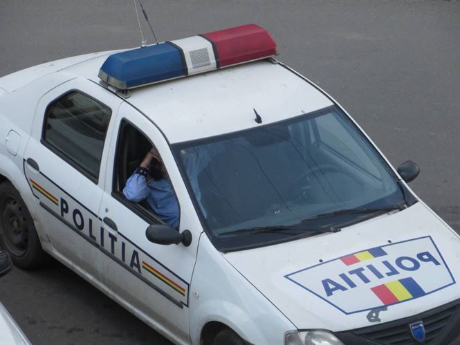 O manevra de intoarcere s-a sfarsit cu o tamponare