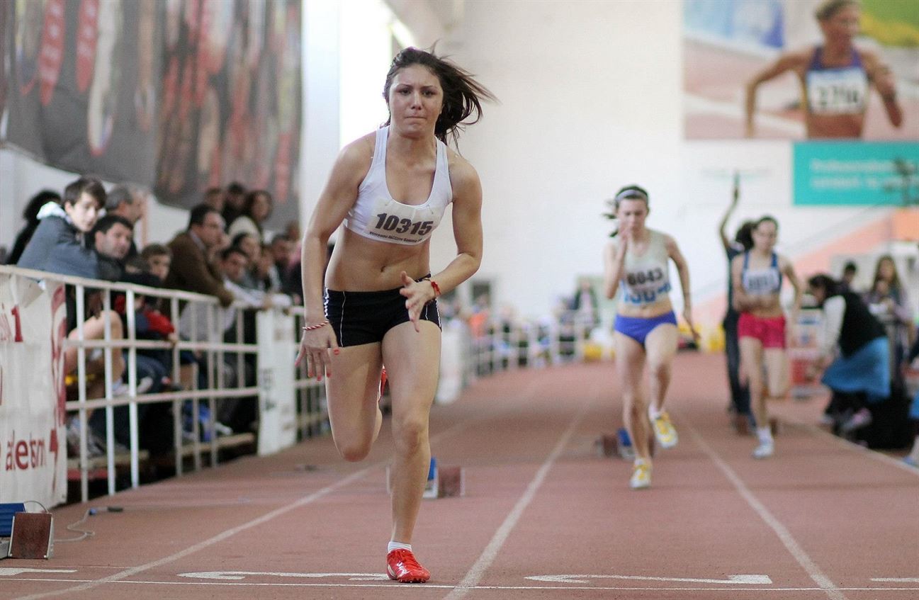 O medalie de aur si 3 de bronz pentru atletii braileni