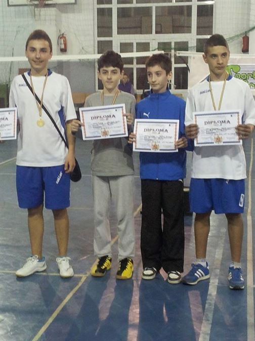Sorina Banica si Eliasib Vlasceanu campioni judeteni la badminton