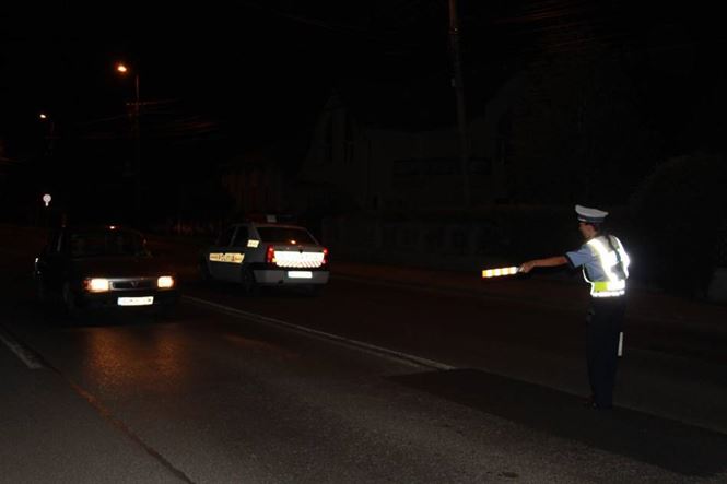 Opriti in trafic, s-au ales cu dosare penale