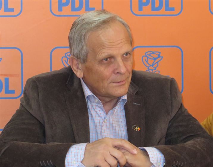 PDL vrea opt europarlamentari dupa alegerile din 25 mai