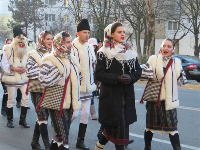 Parada colindatorilor la Braila