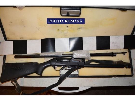 Perchezitii in Braila, la persoane banuite de vanatoare ilegala