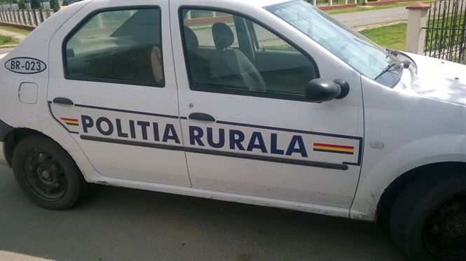 Peste 100 kg fier vechi confiscate de politistii din Romanu