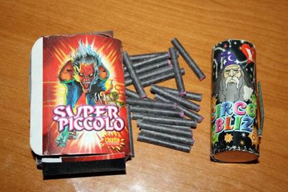 Petarde folosite ilegal