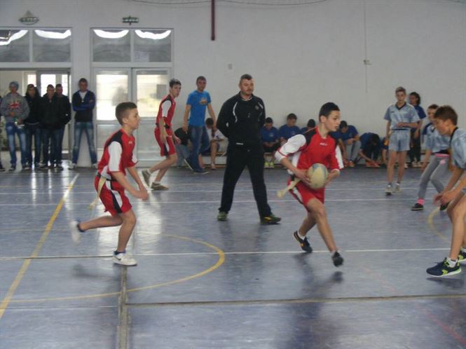 Record de participare la faza judeteana a ONSS la rugby-tag nivel gimnazial