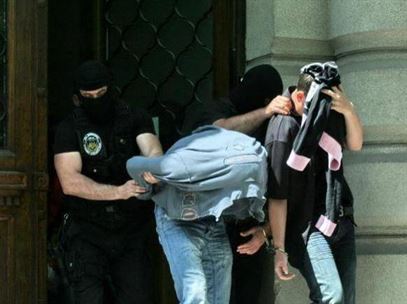 Retinuti pentru trafic de minori