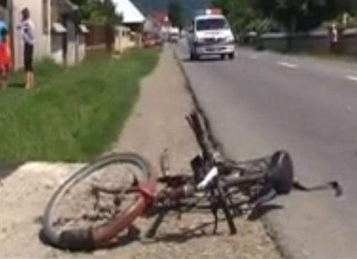 S-a accidentat cazand de pe bicicleta