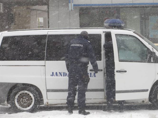 Scandal intre soti, aplanat de jandarmi
