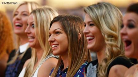 Simona Halep debuteaza cu Bouchard la Turneul Campioanelor