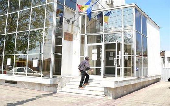 Somerii care se angajeaza pot beneficia de completarea veniturilor salariale
