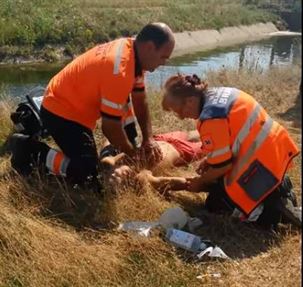 Un barbat de 33 de ani a murit dupa ce a cazut cu masina intr-un canal de irigatii