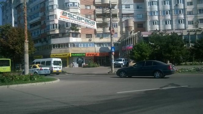 Perchezitii la Farmaciile Ahmeya din Braila