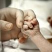 Un copil de un an a murit din cauza infometarii