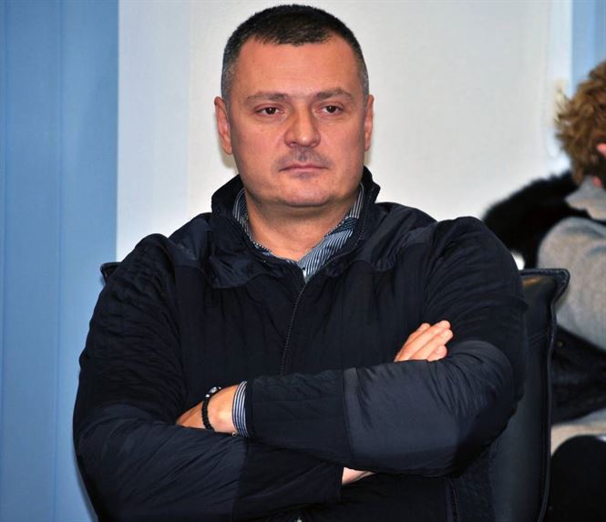 Chivu se intoarce