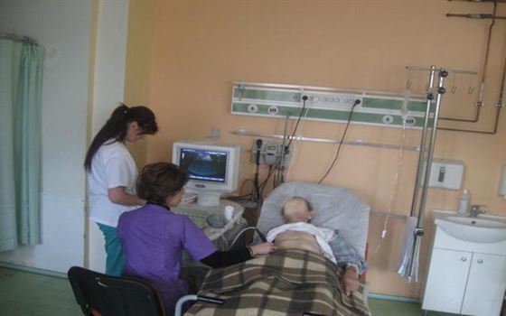 Medicii vor putea desfasura activitati remunerate dupa program