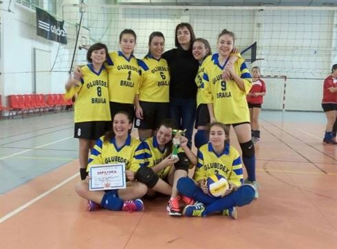Fetele de la Scoala Al. I. Cuza cele mai bune la volei