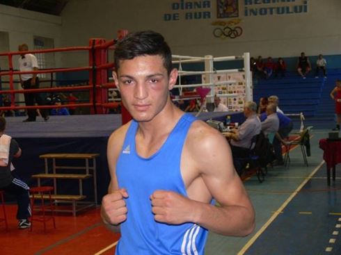 Fernando Anton medaliat cu aur la Cupa Romaniei la box pentru juniori