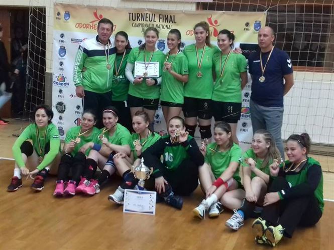 Galerie foto: LPS Braila vicecampioana nationala la junioare II