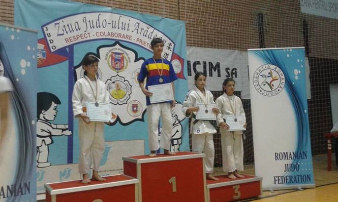 Andreea Marinescu campioana nationala la judo U13