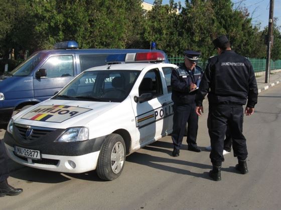 Actiuni ale politistilor cu sprijinul jandarmilor