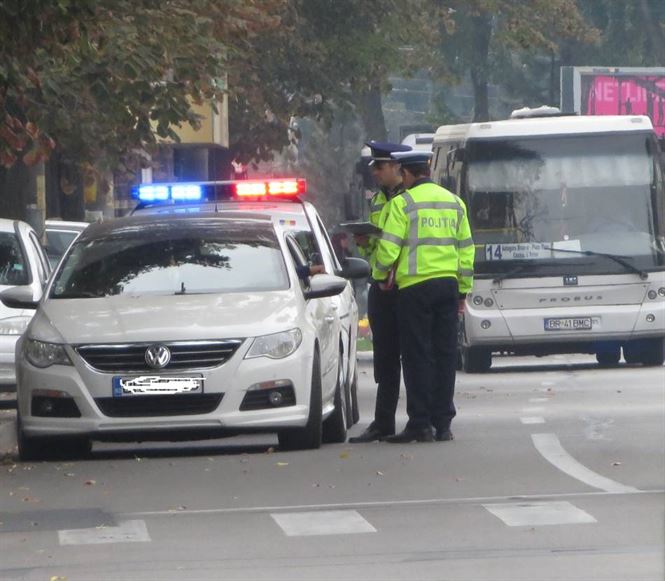 Politistii au suspendat 9 permise de conducere in ultimele doua zile