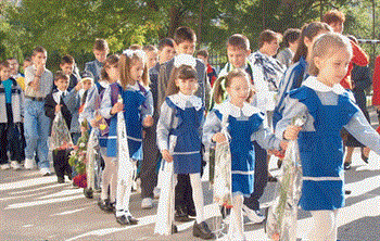 Cate zile libere au elevii in anul scolar 2014-2015