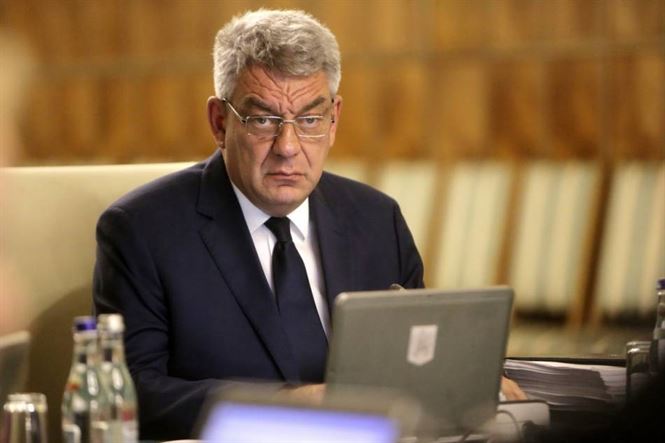 Guvernul Tudose a trecut de votul Parlamentului