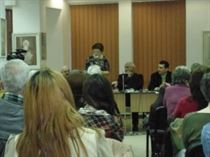 Jocul celor o sută de frunze şi alte povestiri