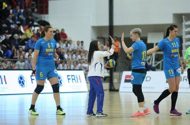 Romania, cu 5 handbaliste de la Dunarea Braila, a pierdut primul amical cu Spania
